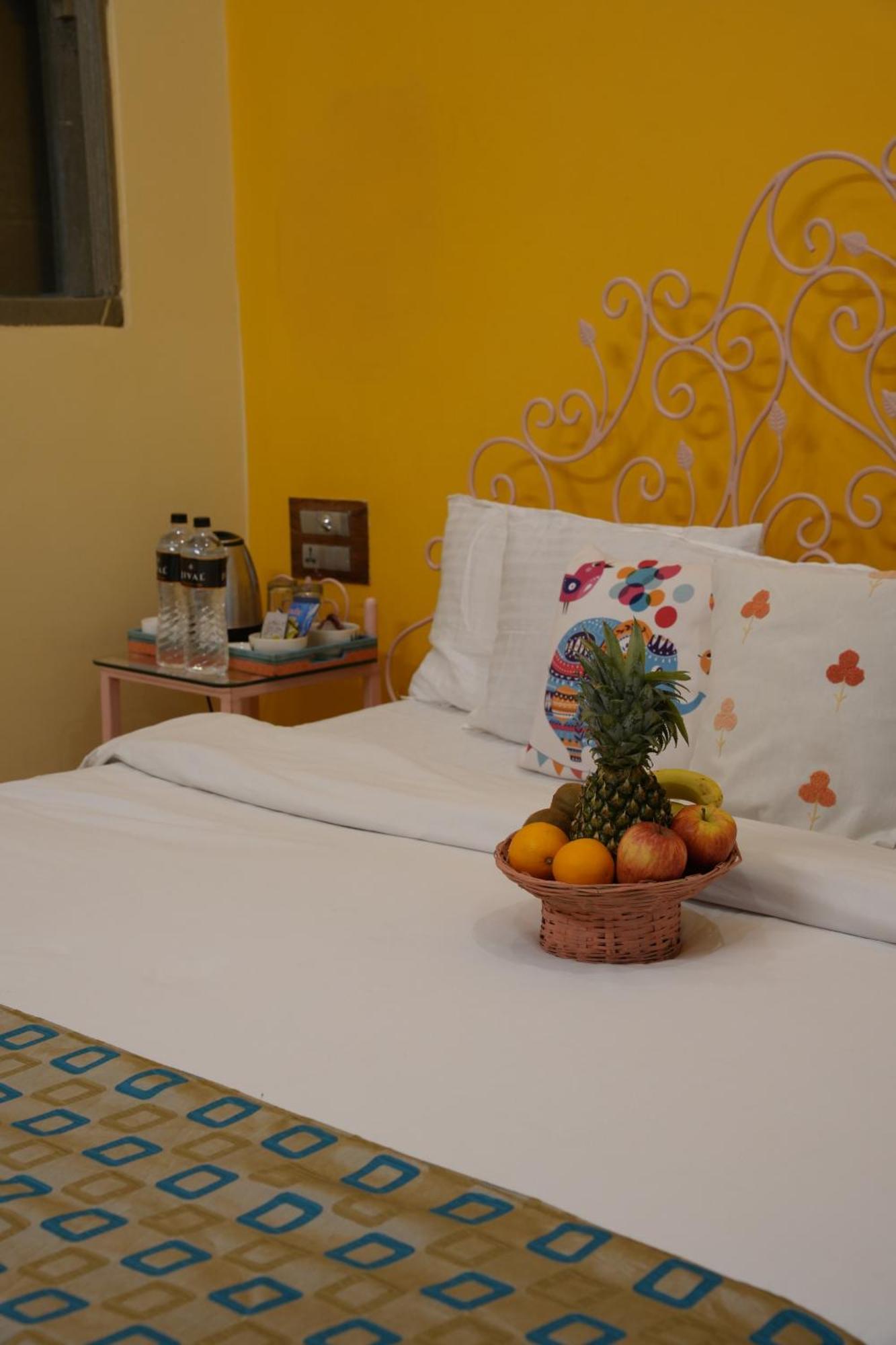 Unplanned Hostel Udaipur Esterno foto
