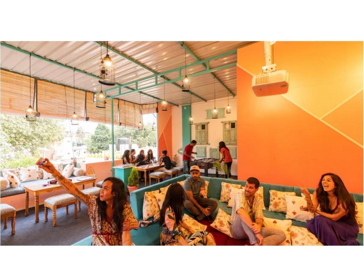 Unplanned Hostel Udaipur Esterno foto